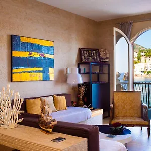 Apartment Agatha House Taormina-with Private Beach, Taormina